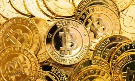 Bitcoin (BTC/USD) Eyes Bull Flag Breakout as Trump Allows Bitcoin and Cry…
